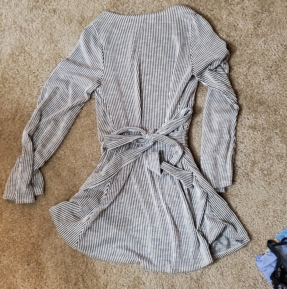 Long Sleeve Wrap Dress - Picture 2 of 3